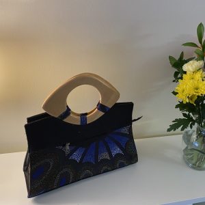 Dashiki clutches
